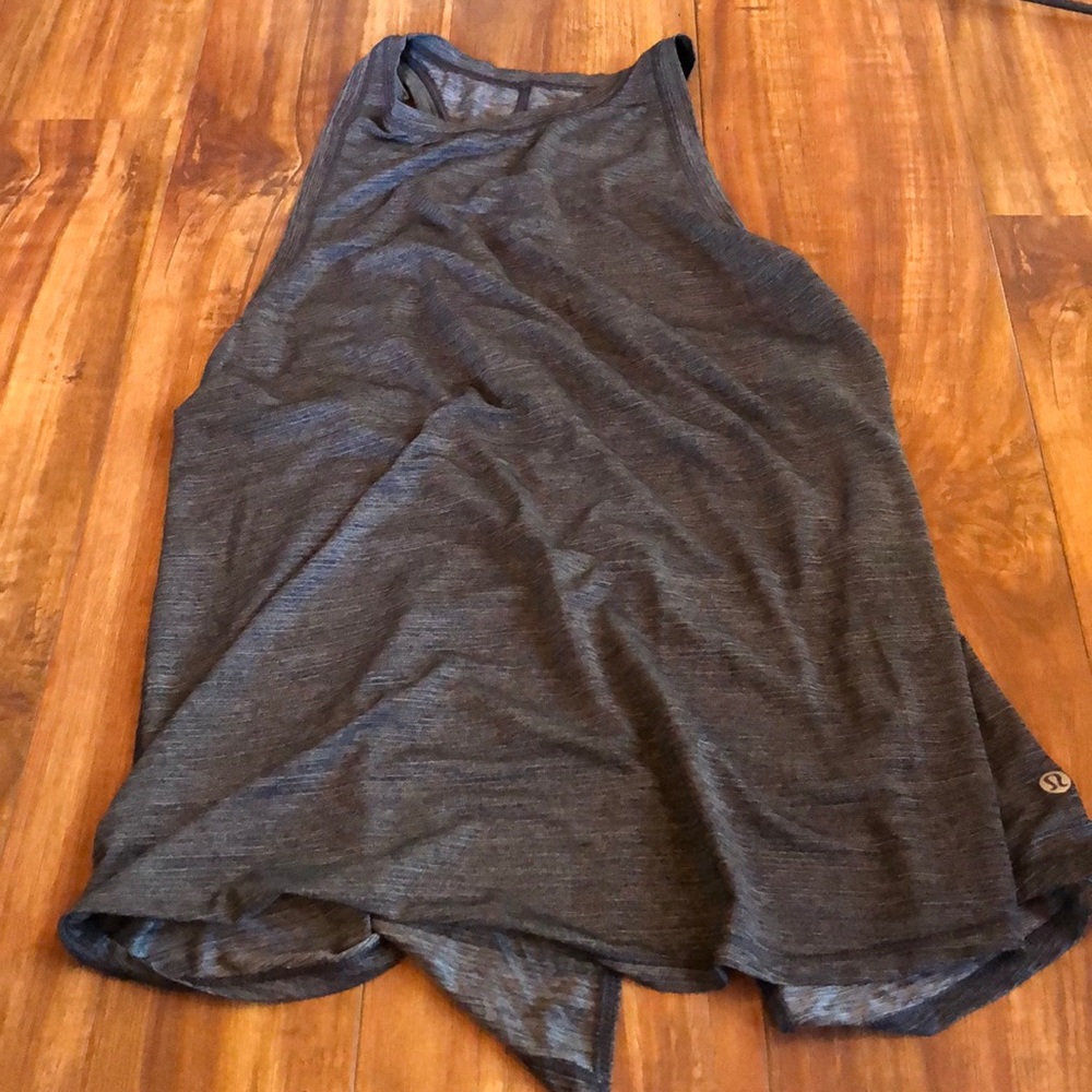 Lululemon tie back tank top